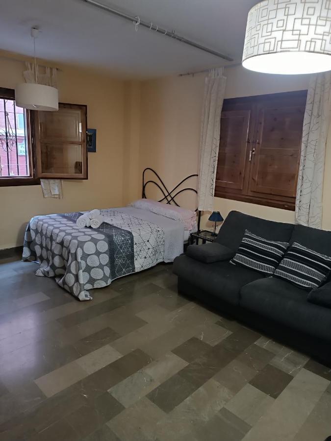 Centrico Estudio En Granada Bagian luar foto