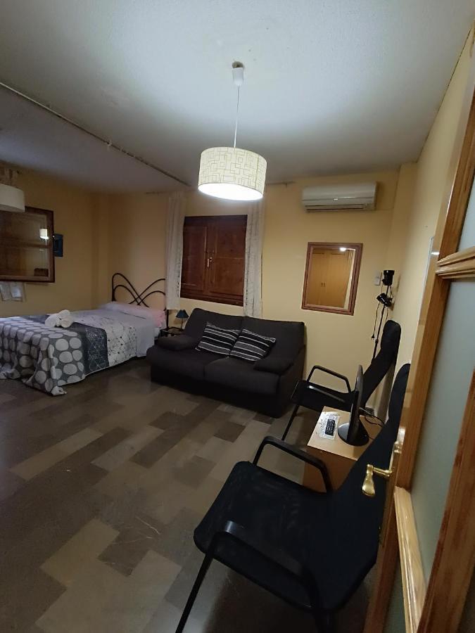 Centrico Estudio En Granada Bagian luar foto